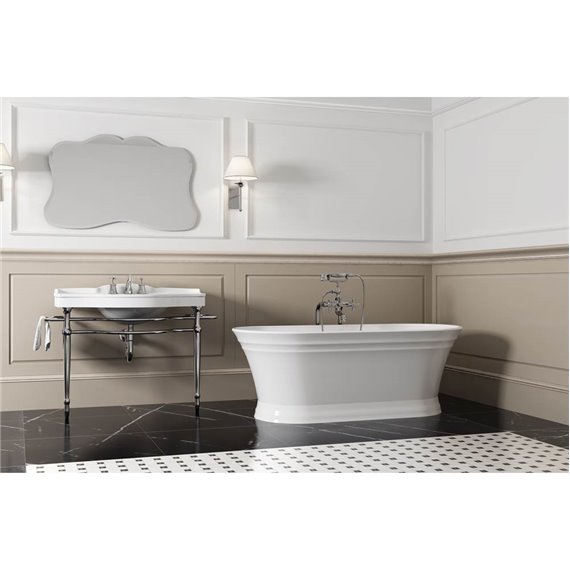 Zitta Antika white tub 67 x 31 x 23 5/8 chrome OVF