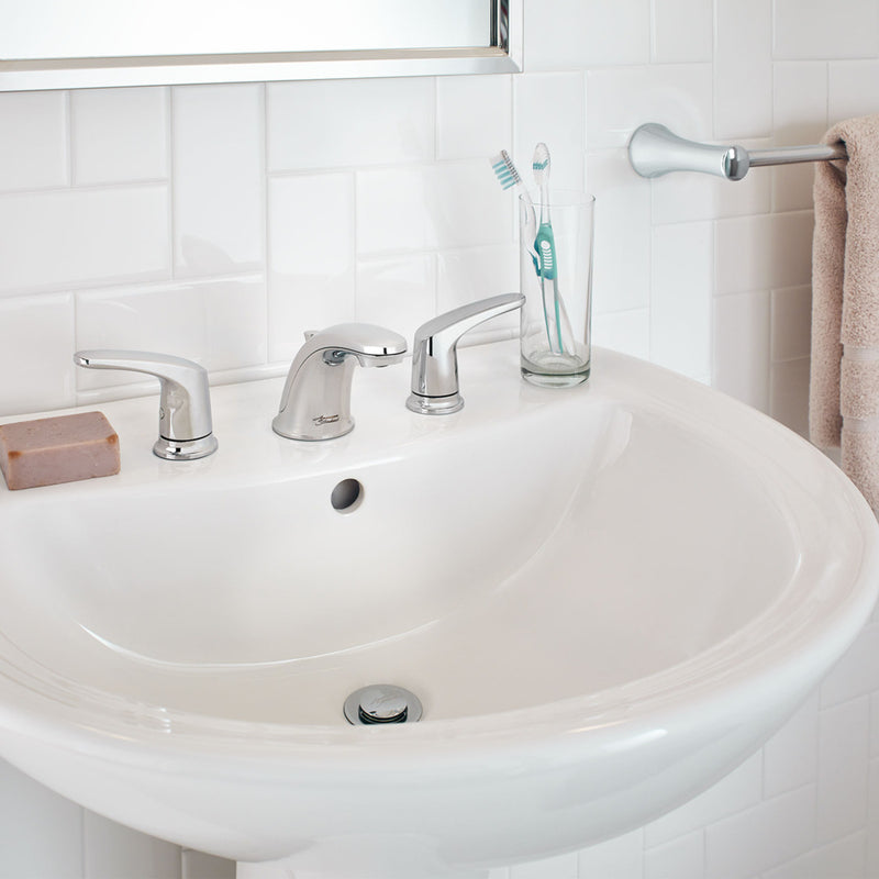 American Standard Colony PRO 8-Inch Widespread 2-Handle Bathroom Faucet 1.2 gpm/4.5 L/min With Lever Handles